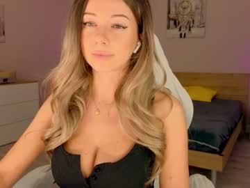 webcam girl lenamuti image #5759828