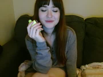 webcam girl pillogoddess image #8090268