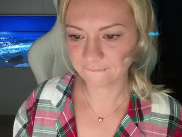 webcam girl kiradivine image #2809070