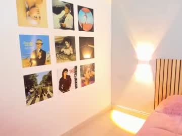 webcam girl little_effy18 image #4999765