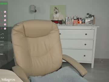 webcam girl mia_milagros image #4780469