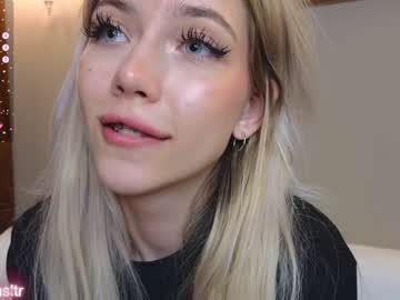 webcam girl rainaslater image #6817135