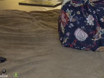 webcam girl bestblondiiecb image #6709539