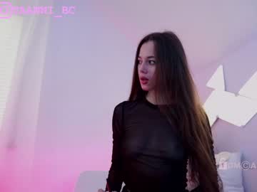 webcam girl taanni_bc image #4458841