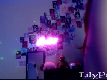 webcam girl lilypixel image #5137257