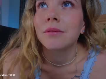 webcam girl milly_shy image #9587610