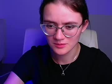 webcam girl ketrin_pirsss image #7927399
