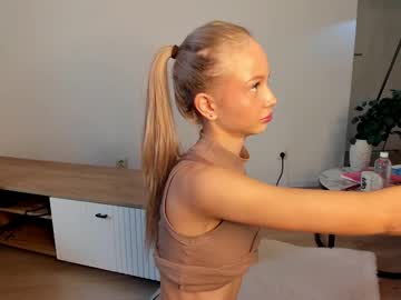 webcam girl sincere_shyness image #9458612