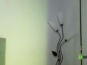webcam girl small_blondee image #4939612