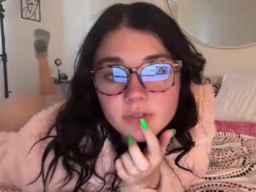 webcam girl queencassidyy image #8459867