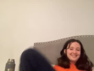 webcam girl rebeccaryder333 image #3307616