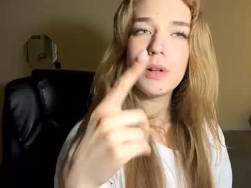 webcam girl gwendolynharkey image #9460552