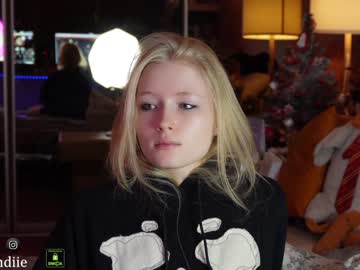 webcam girl bestblondiiecb image #6134563