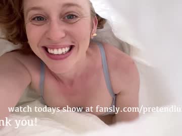 webcam girl pretendlunch image #6824607