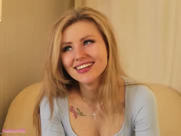 webcam girl bettyhudson image #1228769