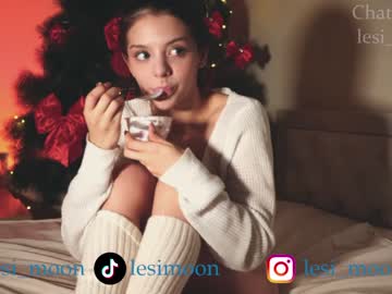 webcam girl lesi_moon image #5981887