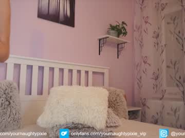 webcam girl yournaughtypixie image #2670674