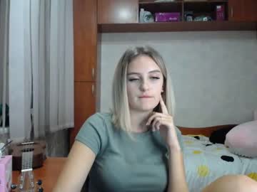 webcam girl melena_shy image #160605