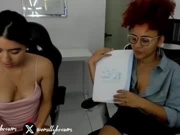 webcam couple emillybrowm image #8865872
