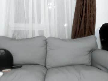 webcam girl cassieandmarco image #5647340