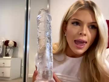 webcam girl mishkenel image #8606446