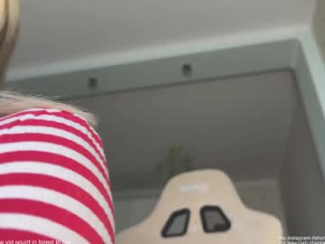 webcam girl honey_sunshine image #7645492
