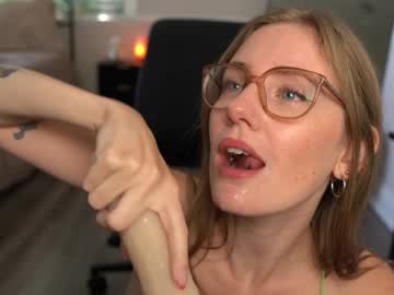 webcam girl emma_ruby image #7244615