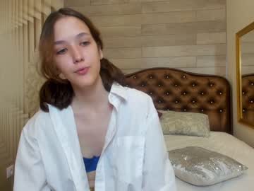 webcam girl lil_stitch image #2686359