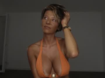 webcam girl visualedge image #1987028