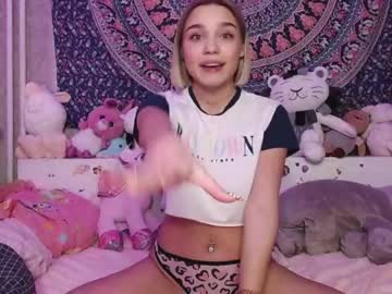 webcam girl babyfromtheforest image #515743