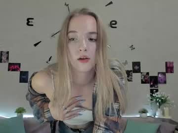 webcam girl the_scarlet_flower_ image #7886387