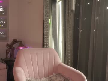 webcam girl mysticxkitty image #8581452