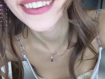 webcam girl yononeey image #8654881