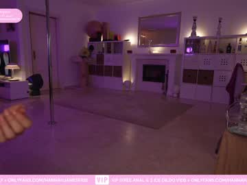 webcam girl hannahjames710 image #4024849