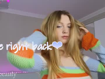 webcam girl small_blondee image #8725336