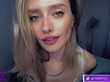 webcam girl _yvie_ image #4512385