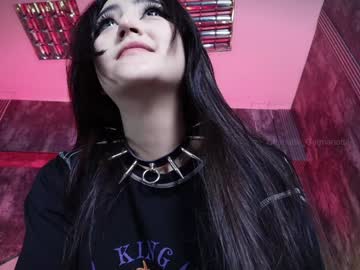 webcam girl charlotte_germanotta_ image #8004825