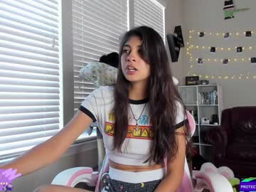 webcam girl violetttflowers image #5162931