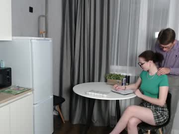 webcam couple renae_tom image #7865699