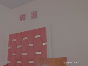 webcam girl nicolle_mitchelle image #9445330