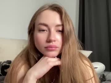 webcam girl strawberryjamx image #2931745