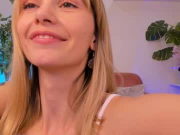 webcam girl mollywoood image #8581629