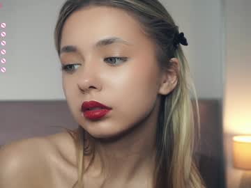 webcam girl mildredgarrett image #8536556