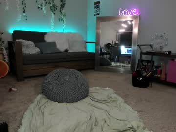 webcam girl skyewatson image #4185383