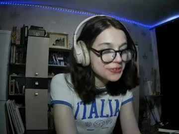 webcam girl alodieherlan image #9580362