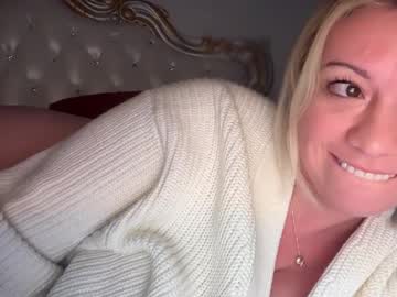 webcam girl kiradivine image #8835410