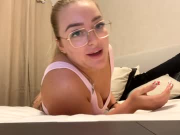 webcam girl crystalstreams image #7439180