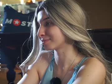 webcam girl checkmypeach image #8567264
