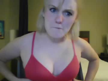 webcam girl cutiekatie3273 image #1231924
