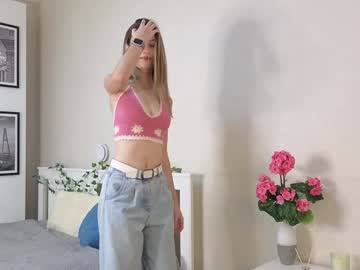 webcam girl meganheathman image #7854401